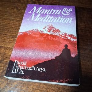 Mantra & Meditation Book By Pandit Usharbudh Arya Paperback Yoga